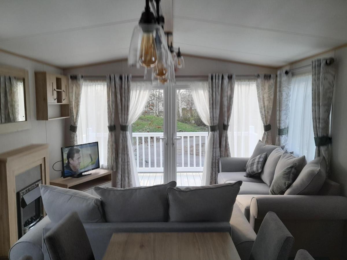 Beautiful 6 Berth Caravan With Decking At Southview Holiday Park Ref 33024O Hotel Скегнес Екстериор снимка